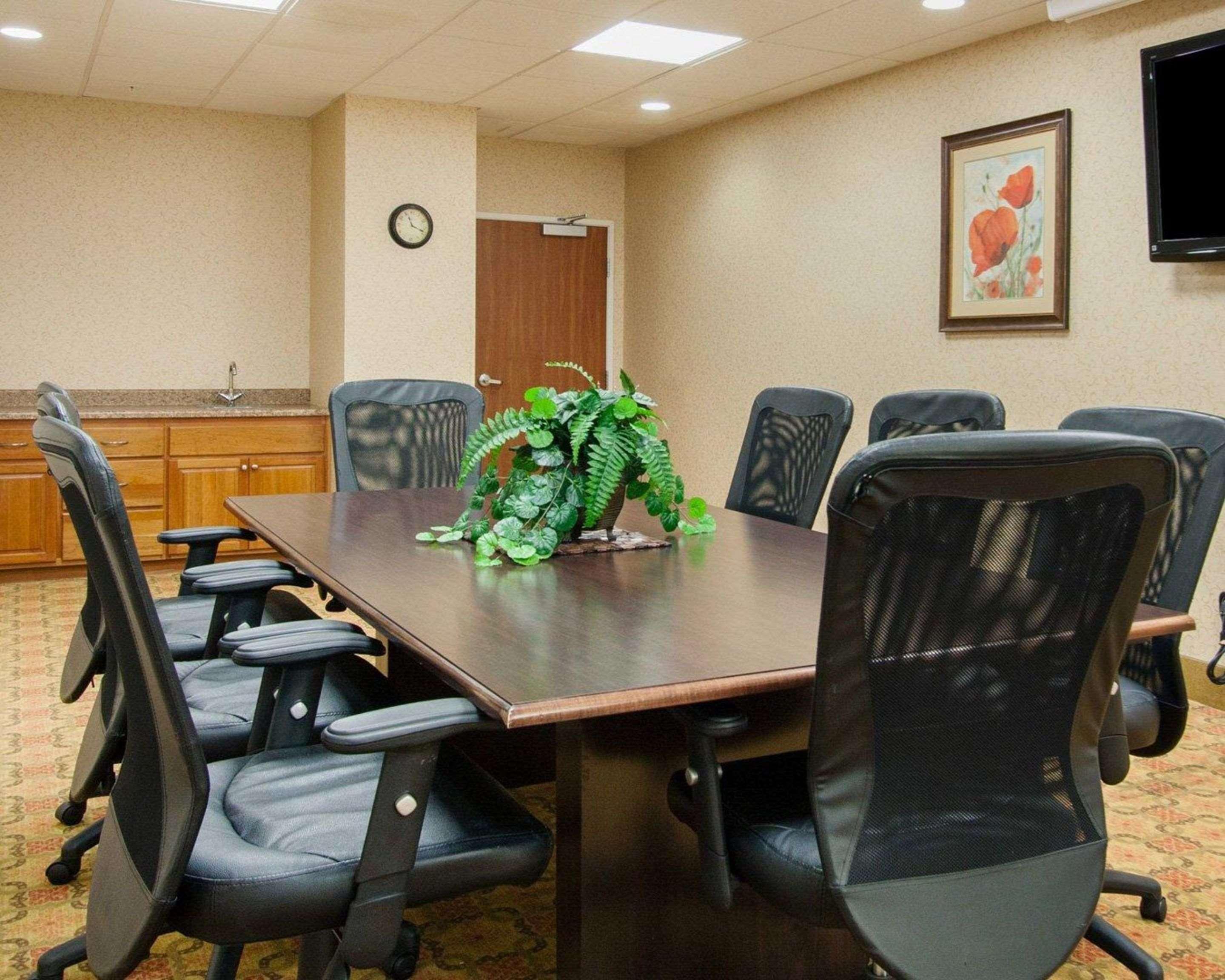 Comfort Suites Eugene Dış mekan fotoğraf