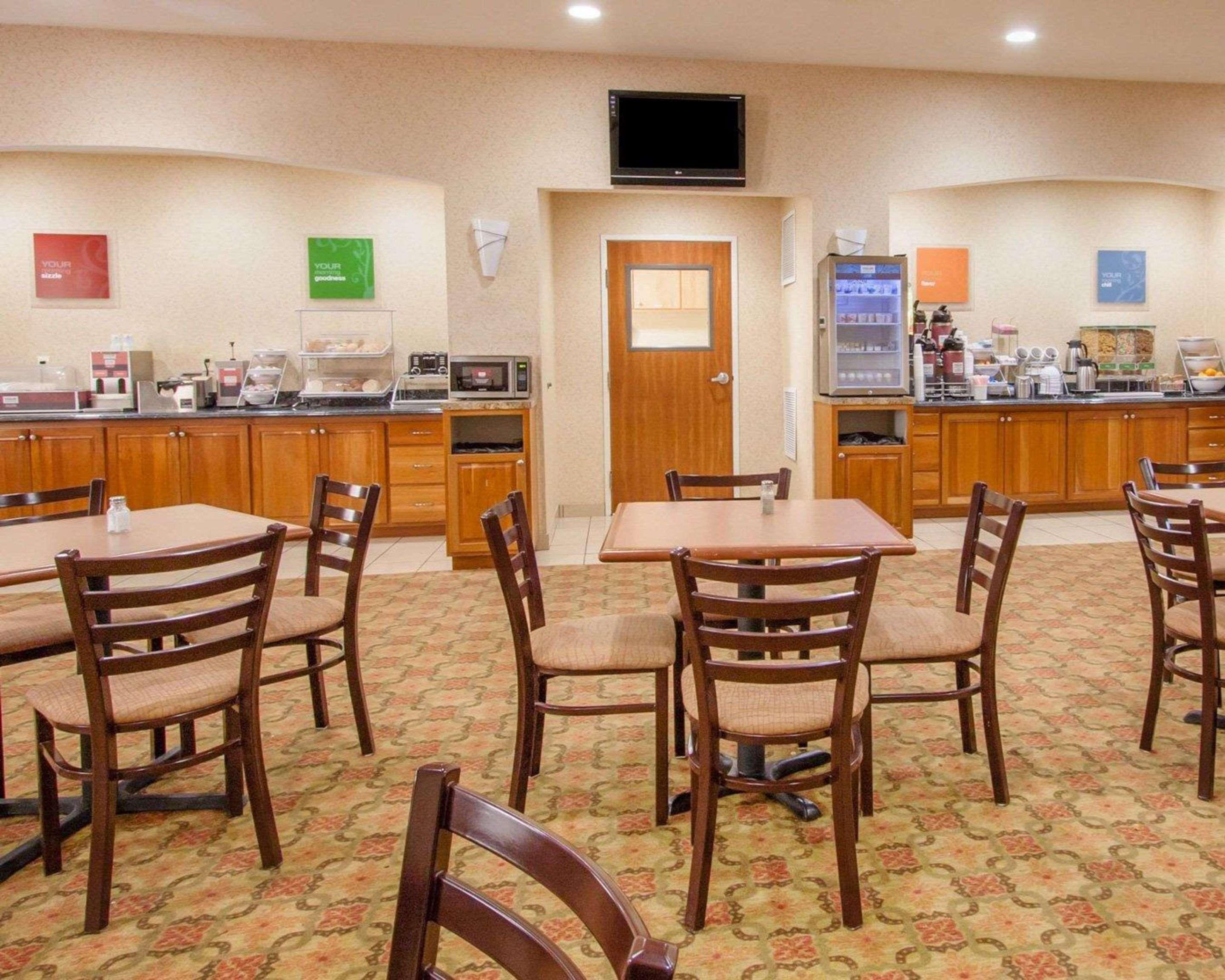 Comfort Suites Eugene Dış mekan fotoğraf
