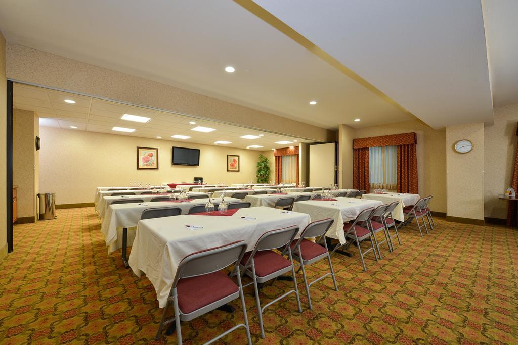 Comfort Suites Eugene Dış mekan fotoğraf