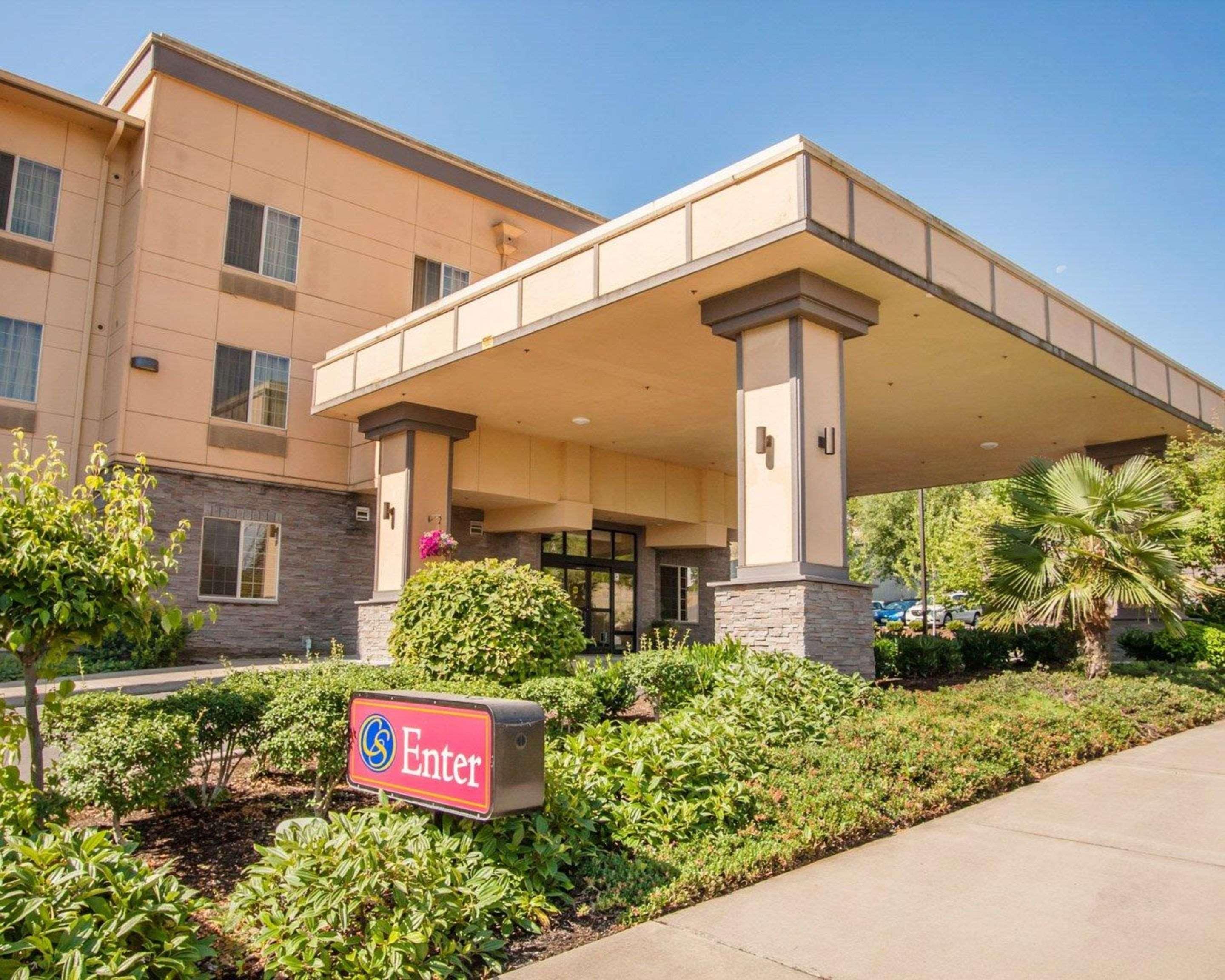 Comfort Suites Eugene Dış mekan fotoğraf
