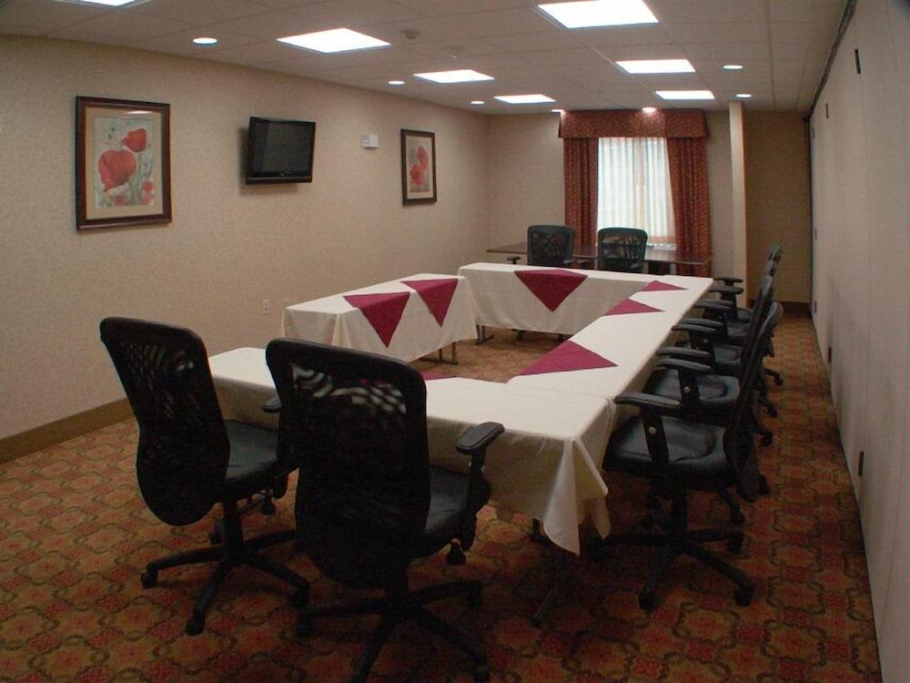 Comfort Suites Eugene Dış mekan fotoğraf